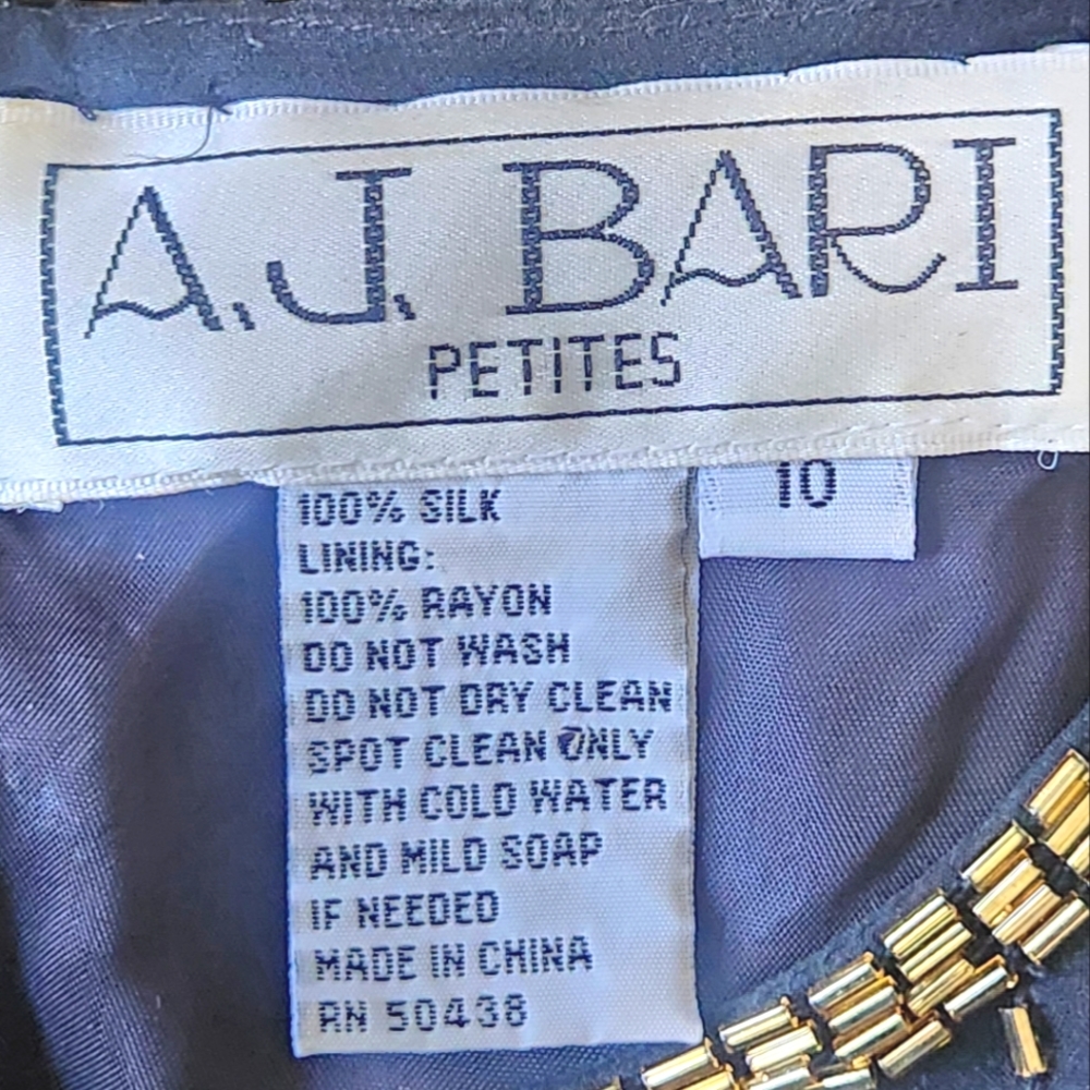 A.J. BARI Vintage 1980s Silk Beaded Sheath Dress - Size 10 - Picture 14 of 14